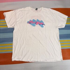 Vintage Red Wings X Nissan Gildan Blue Pink White Tee Shirt Men’s Size X-Large